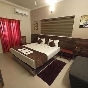 Hotel I-Way Residency Perungudi